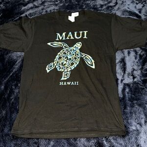 Maui Hawaii Sea Turtle Black T-Shirt (Men’s S)